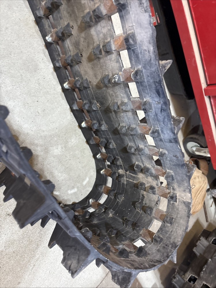 Challenger snowmobile track 1602–137 Tread Track Assembly 375