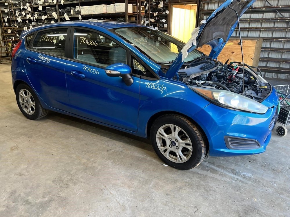FIESTA 2016 Fuse Box Cabin 104777215