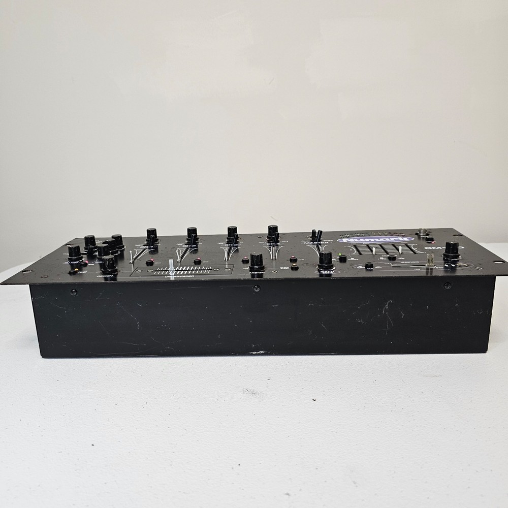Numark CM100 4-Channel Rackmount Mixer – Working, Missing Fader Caps