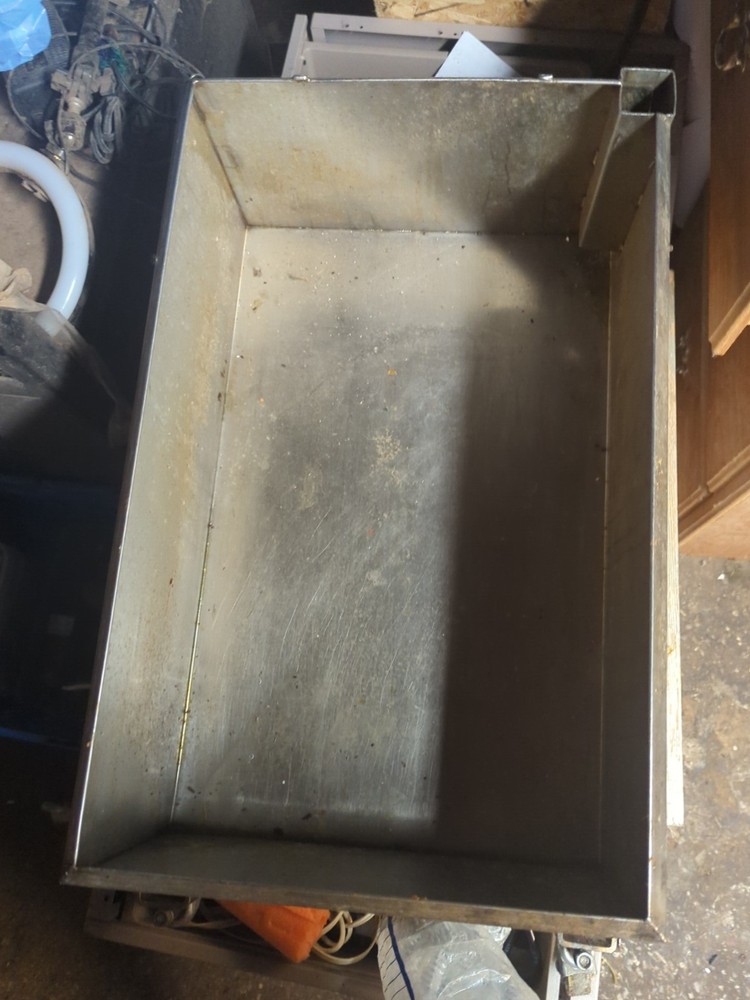 GILES Filter Pan Assembly From 729 Fryer 38834