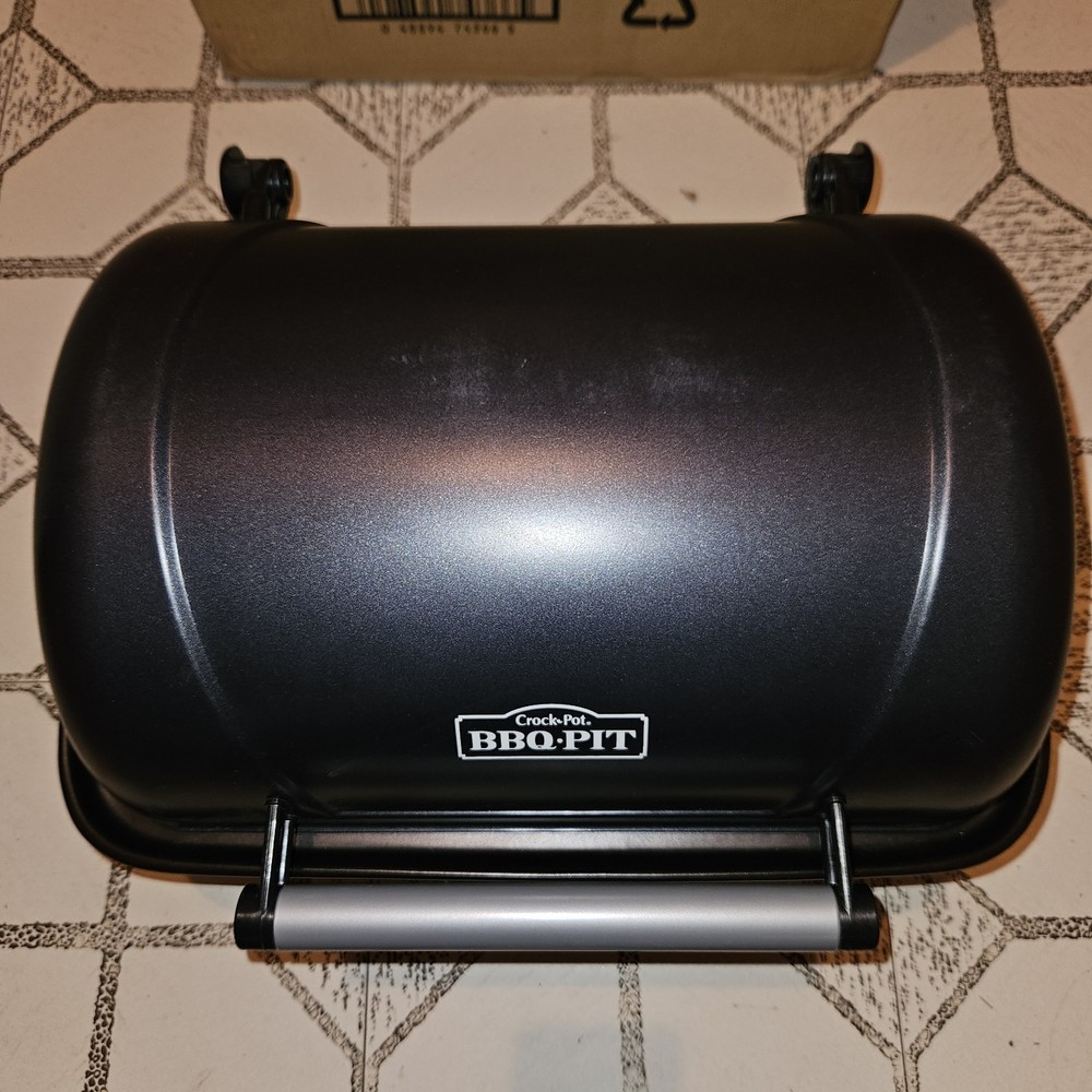 Rival Crock Pot BBQ PIT BB300 New- Open Box