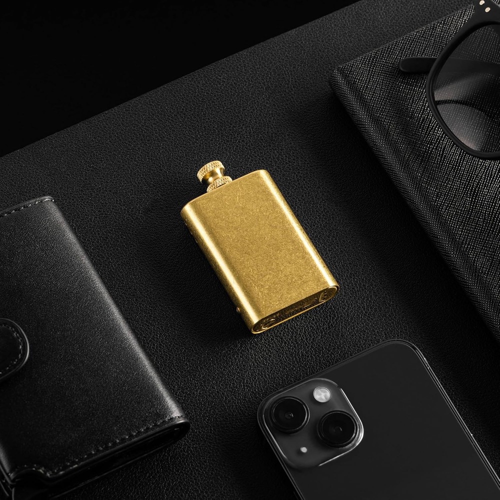 Throne Permanent Match Lighter Refillable – Cool Vintage Trench, Pipe Brass