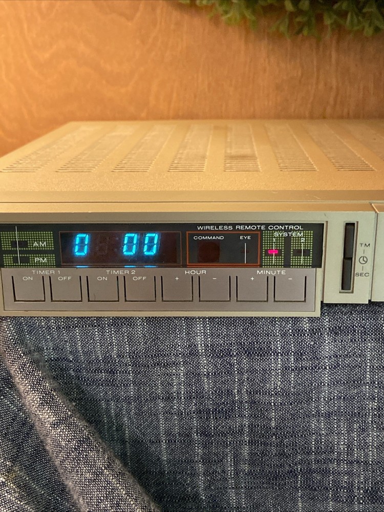 Vintage Marantz AT-333 Audio Timer (NOT Tested)Powers on ** Read Description**