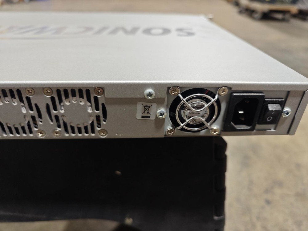 SonicWALL Pro 3060 VPN Firewall with Power Cord
