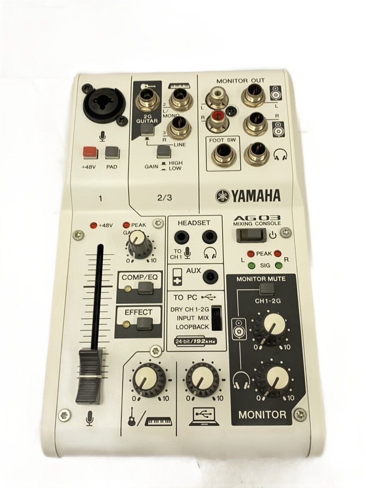 YAMAHA AG03 MIXER Used