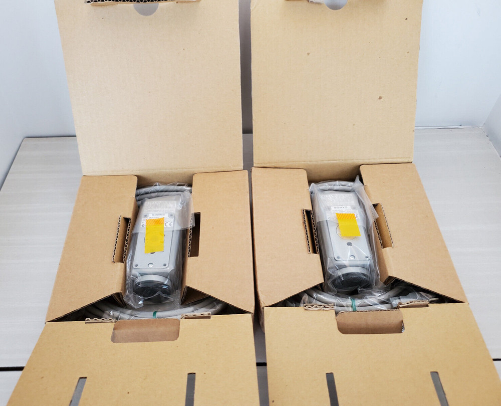Sony DFW-V300 Color Industrial CCD Camera