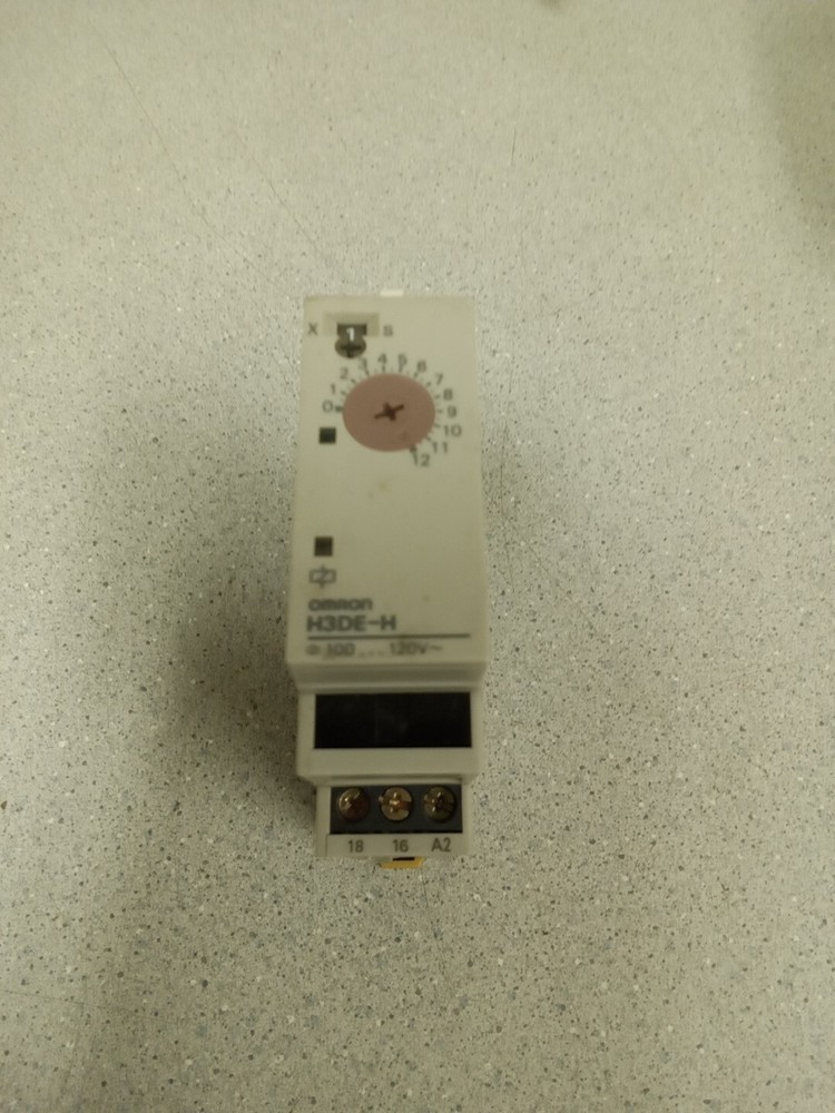 Omron H3DE-H(S) Timer Module 100-120VAC