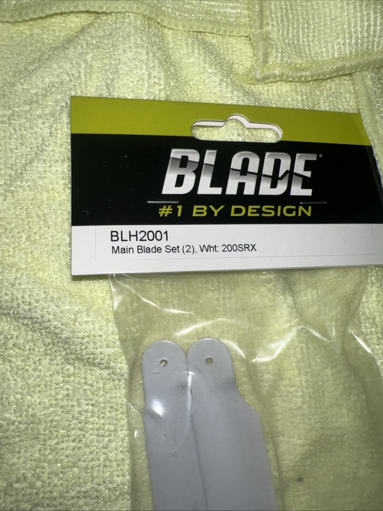 Blade BLH2001 Main Blade Set White 200 SR X New in Package