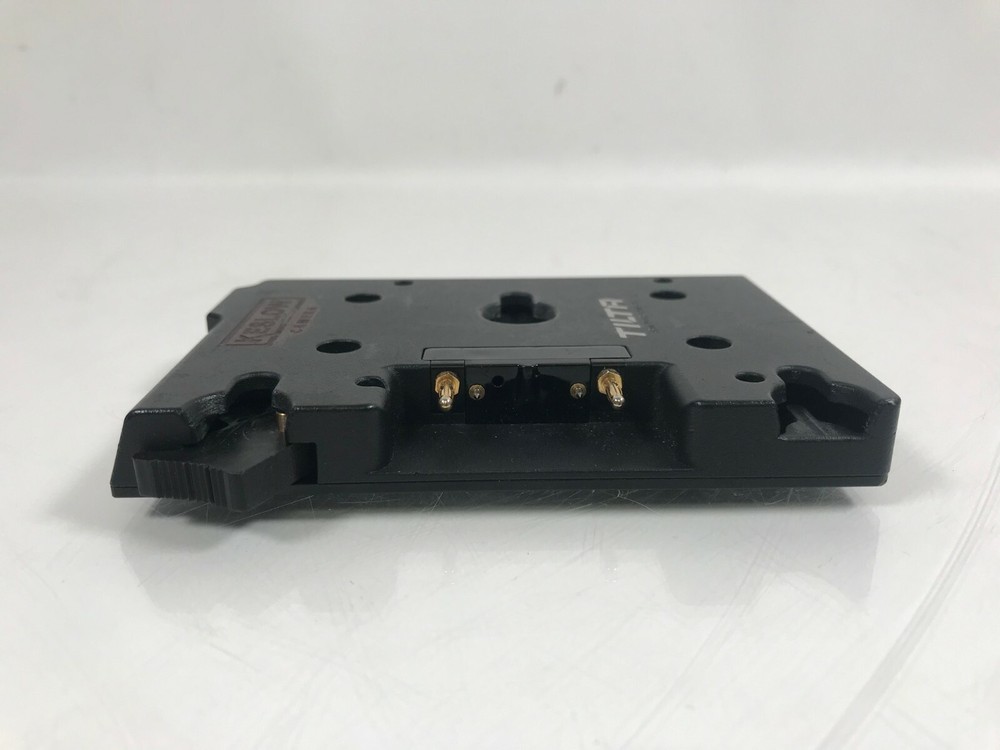 Basic Tilta I/O Module Battery Plate for Package A1 Red DSMC2 (Replacement Only)