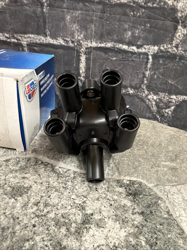 Carquest Distributor Cap CAC1584 *NOS* Same as Standard JH-189
