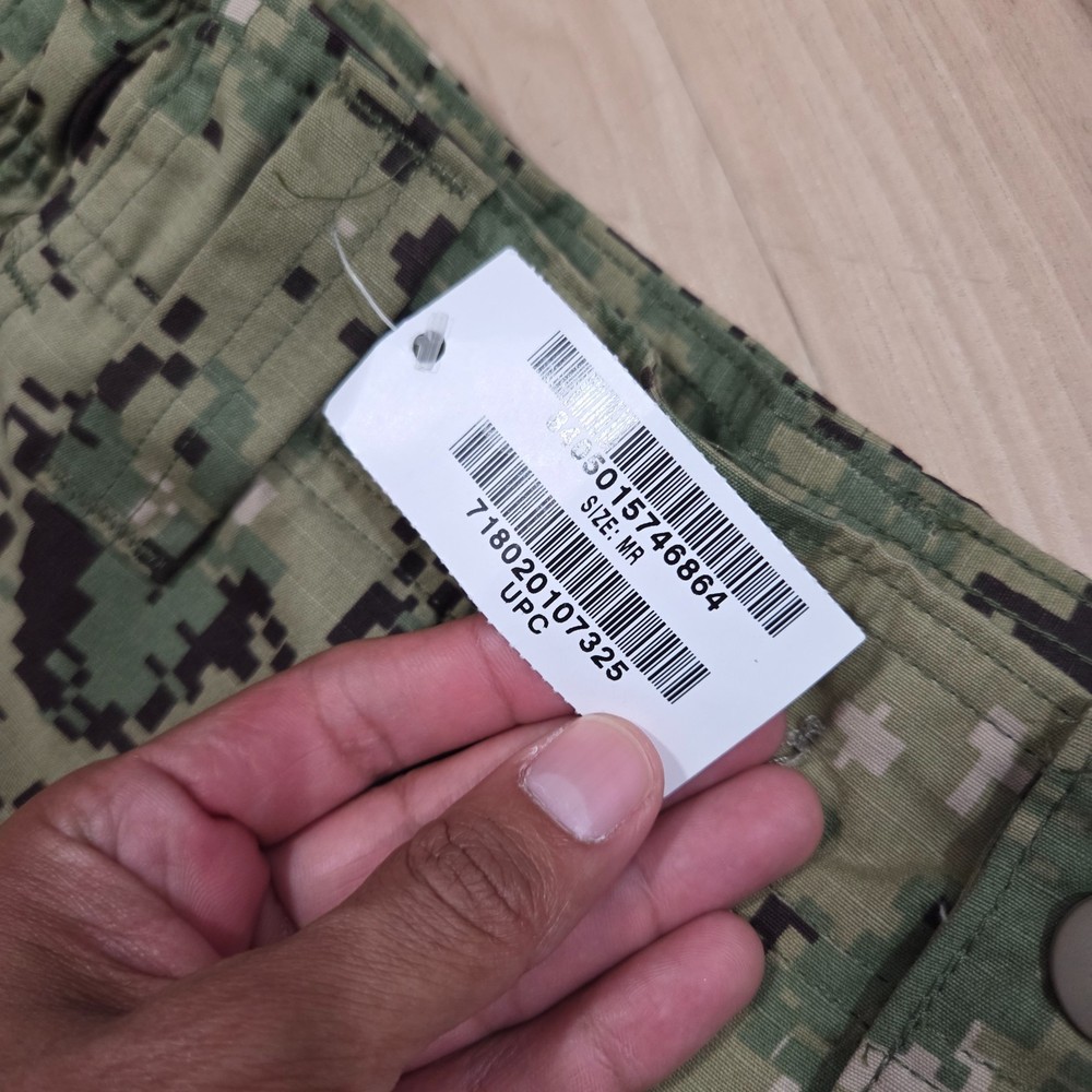 US Navy Nwu Type III Green Digital Trousers Size Medium Regular
