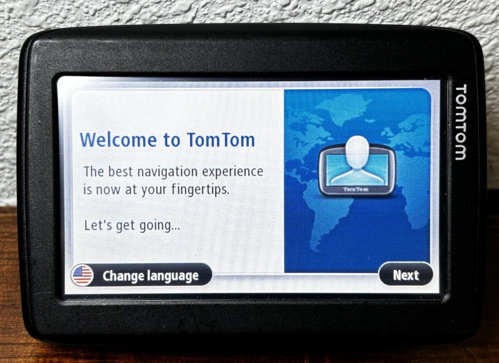 TomTom 4EN42 Z1230 GPS Navigation Touch Screen Bundle Tested
