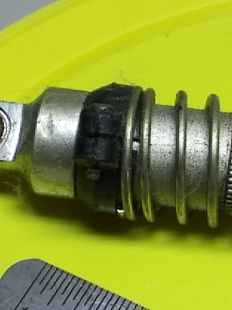 Rc kyosho Front shock pair unknown Old Used. 2piece
