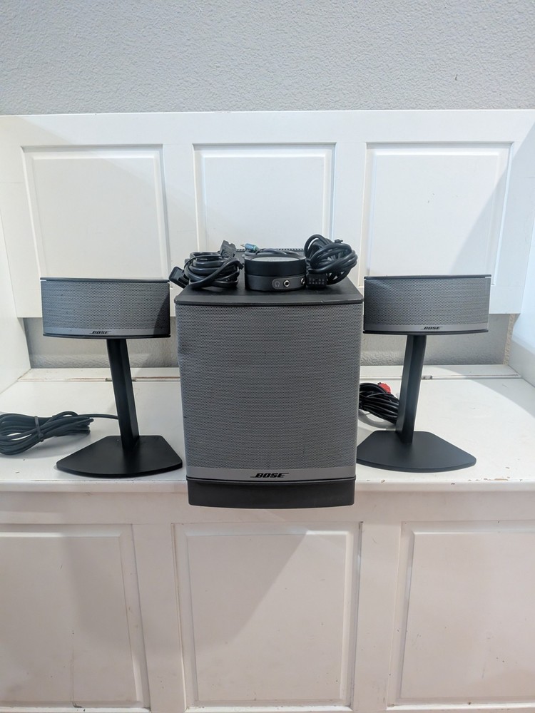 Bose Companion 5 Series Multimedia Speaker System Complete Set