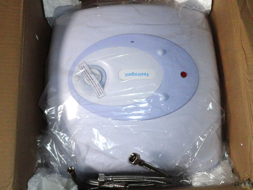 Feelrogast Electric Tank Water Heater 8 Gallon 120V 1500W RV, Kitchen **NEW