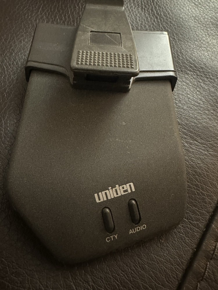 Uniden Radar Detector RD 8 With Visor Mount Vintage