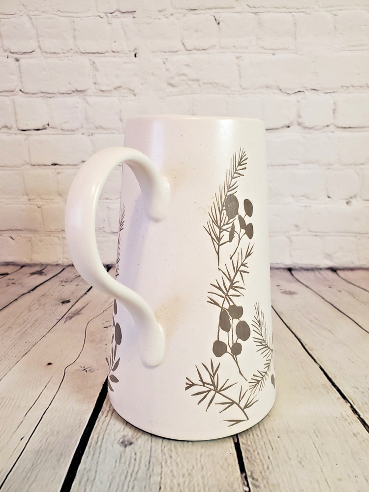 Bee & Willow Prescott Large 60oz Stoneware Serving Pitcher Off-White