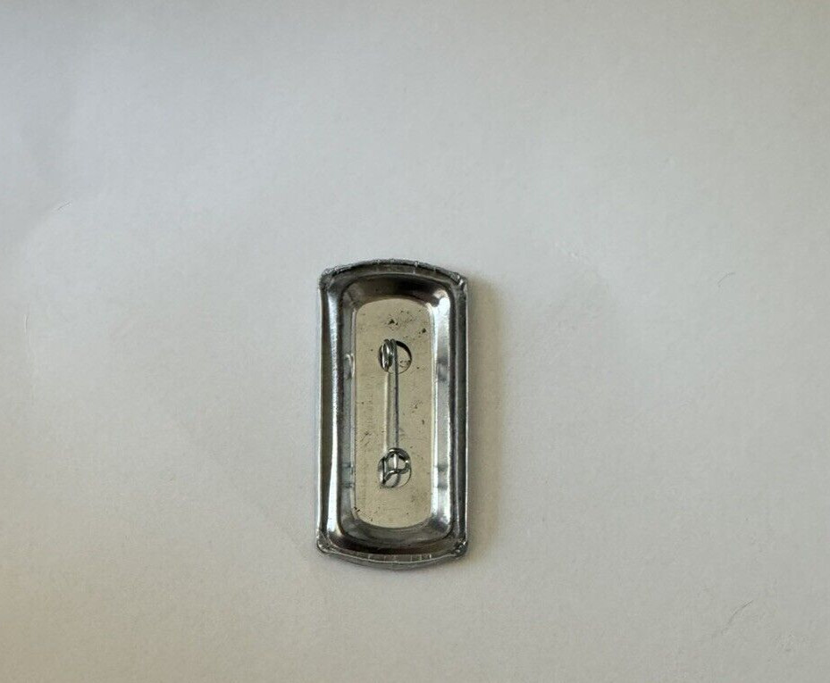 Miller Genuine Draft Light Pin Badge Hat Lapel Tie Tack