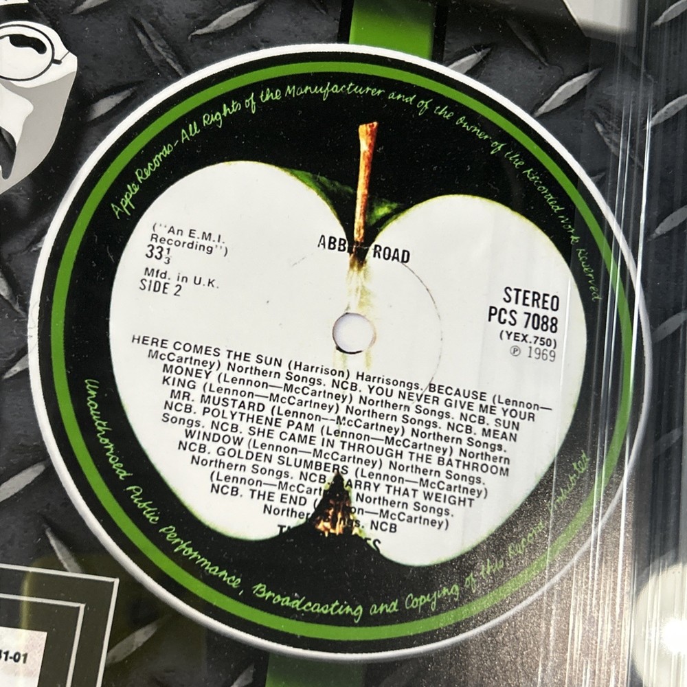 BEATLES FRAMED PIECE REPLICA CHECK 35x23
