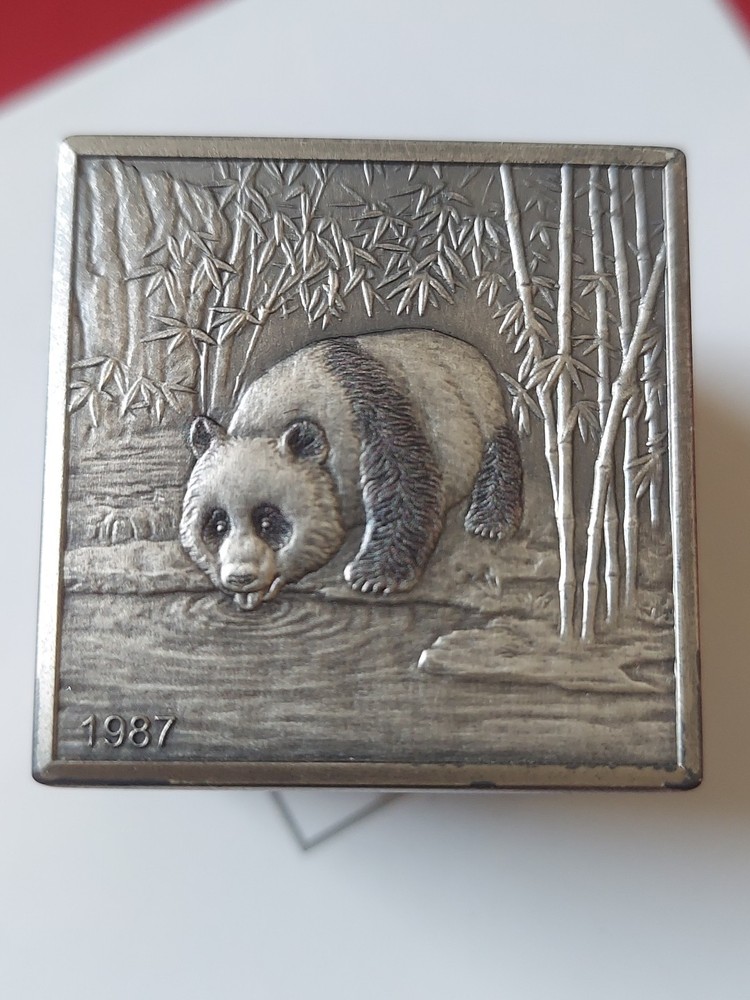 2019 China - 20oz Silver Panda 150th Anniversary Commemorative Cube.