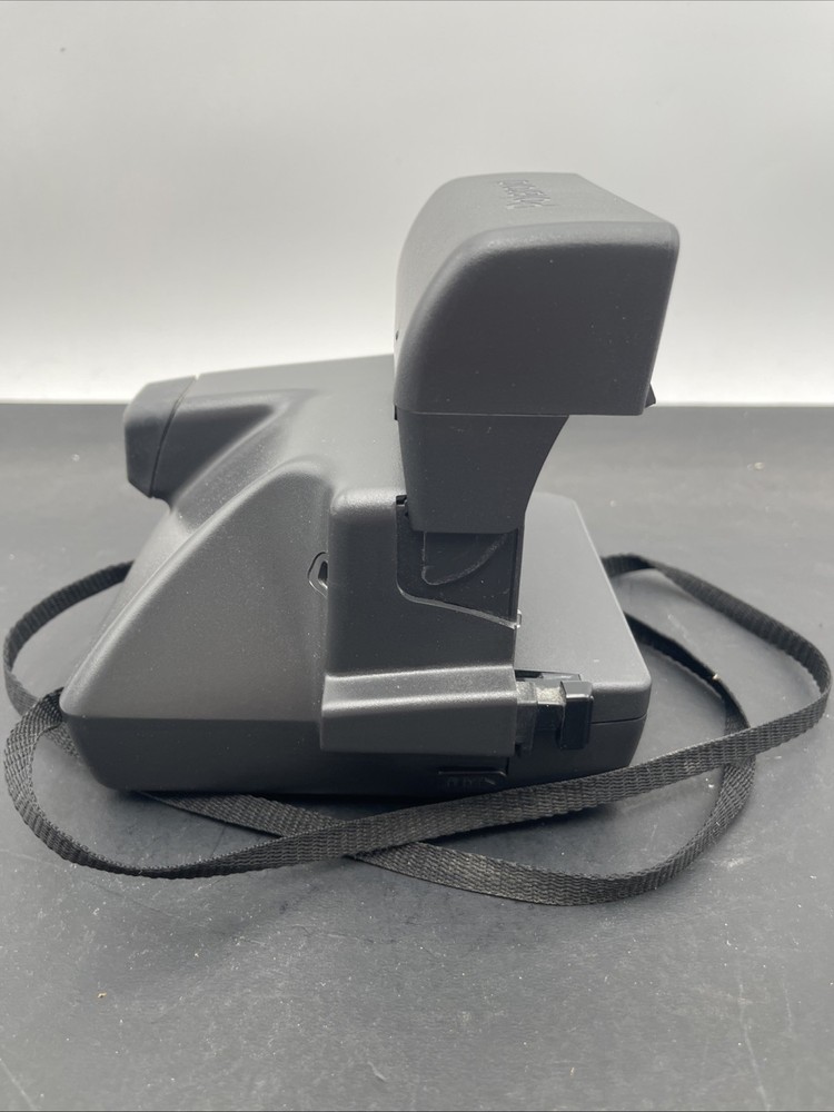 POLAROID ONE STEP 600 CAMERA WORKS!!