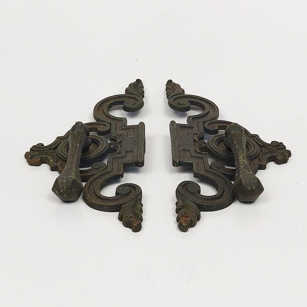 Oriental Hardware Brass Antique China Cabinet Ornate Backplates & Pendant Pulls