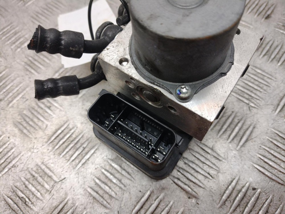 2015 YAMAHA MT-07 ABS Pump