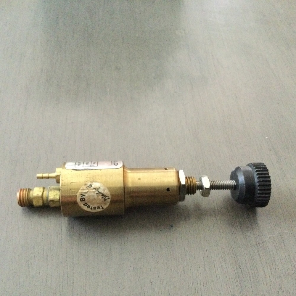 Fairchild Mini Pressure Regulator 250 (LMS05C)