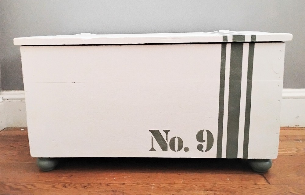 White Chest/Trunk