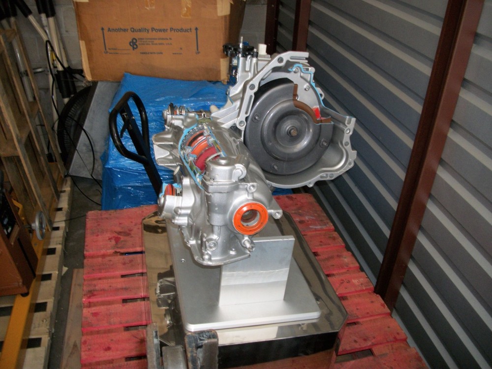 NICE FORD AX4S AUTOMATIC TRANSAXLE CUTAWAY DISPLAY INSTRUCTIONAL TRAINING MODEL