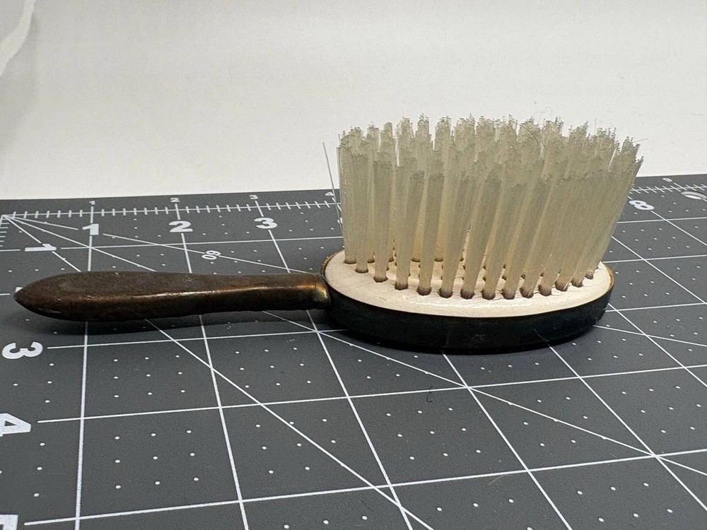Vintage Reed & Barton brush Made In Italy