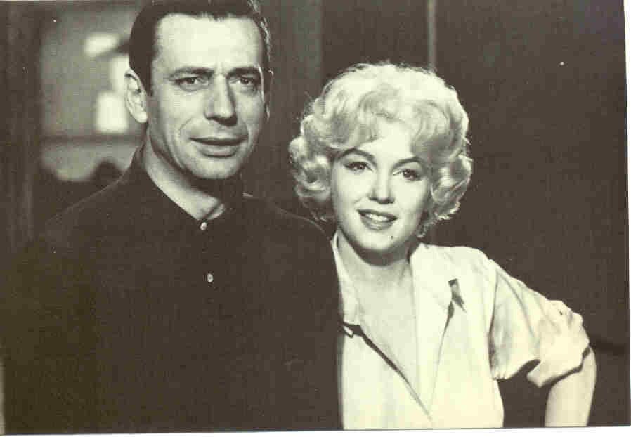 Marilyn Monroe Postcard - Yves Montand