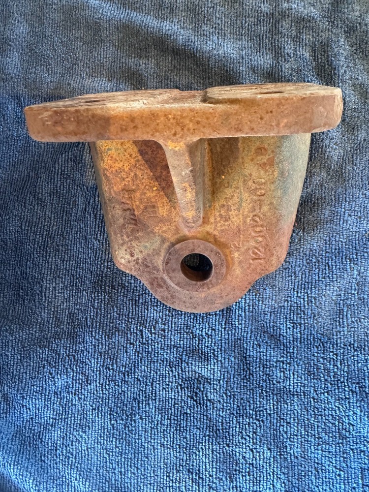 OEM CAT Engine Mount 12002-00