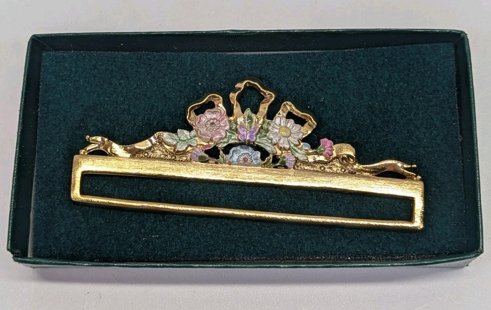 Rare  Just Nan PullWare BellPull Hardware Floral Ribbon New in the Box