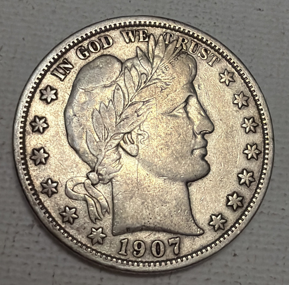1907 BARBER HALF DOLLAR - VF