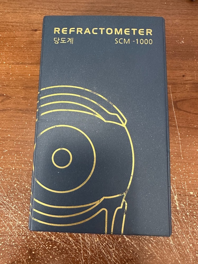 HM Digital SCM-1000 Digital Refractometer.