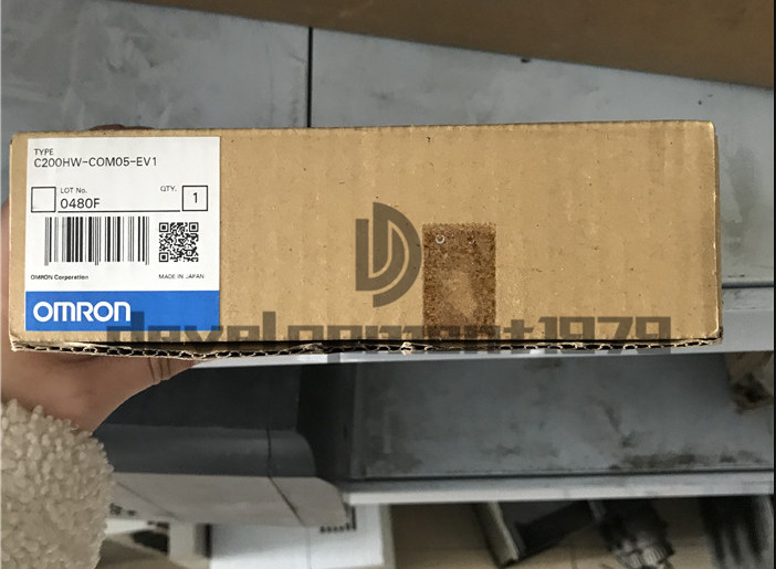 ONE New OMRON C200HW-COM05-EV1