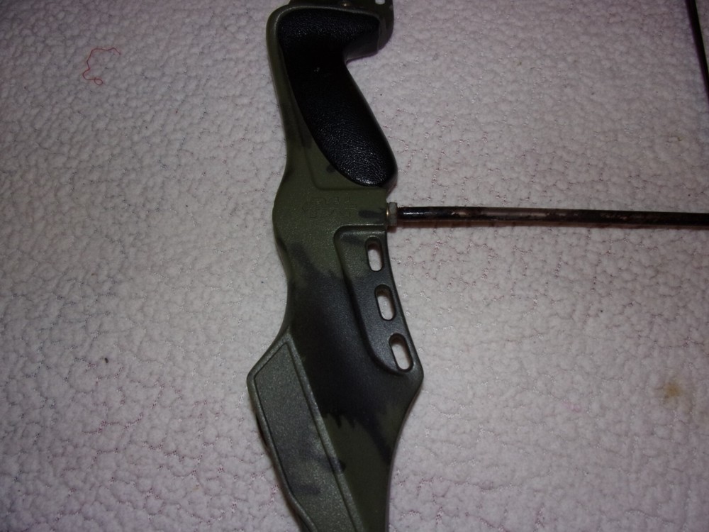PSE Pulsar Game Sport Compound Bow