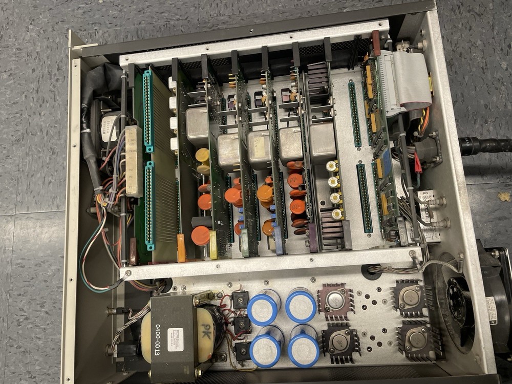 Surface Science Instruments SSI 8701 Spectrometer Power Supply