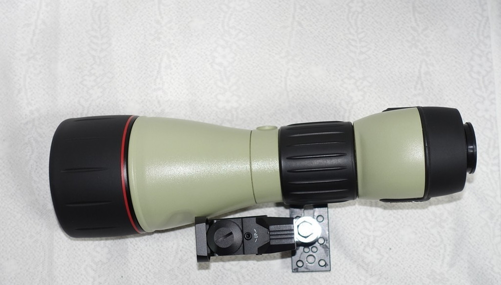 Nikon Fieldscope ED 82