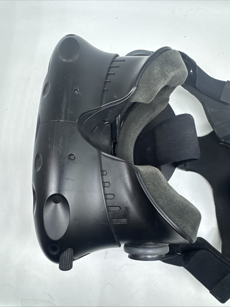 HTC Vive OPJT100 PC & Console Virtual Reality Headset