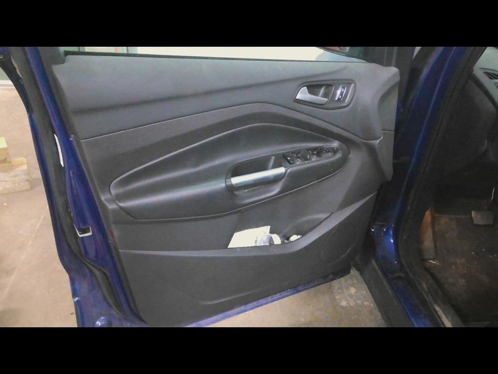 ESCAPE 2016 Air Shutter 730019