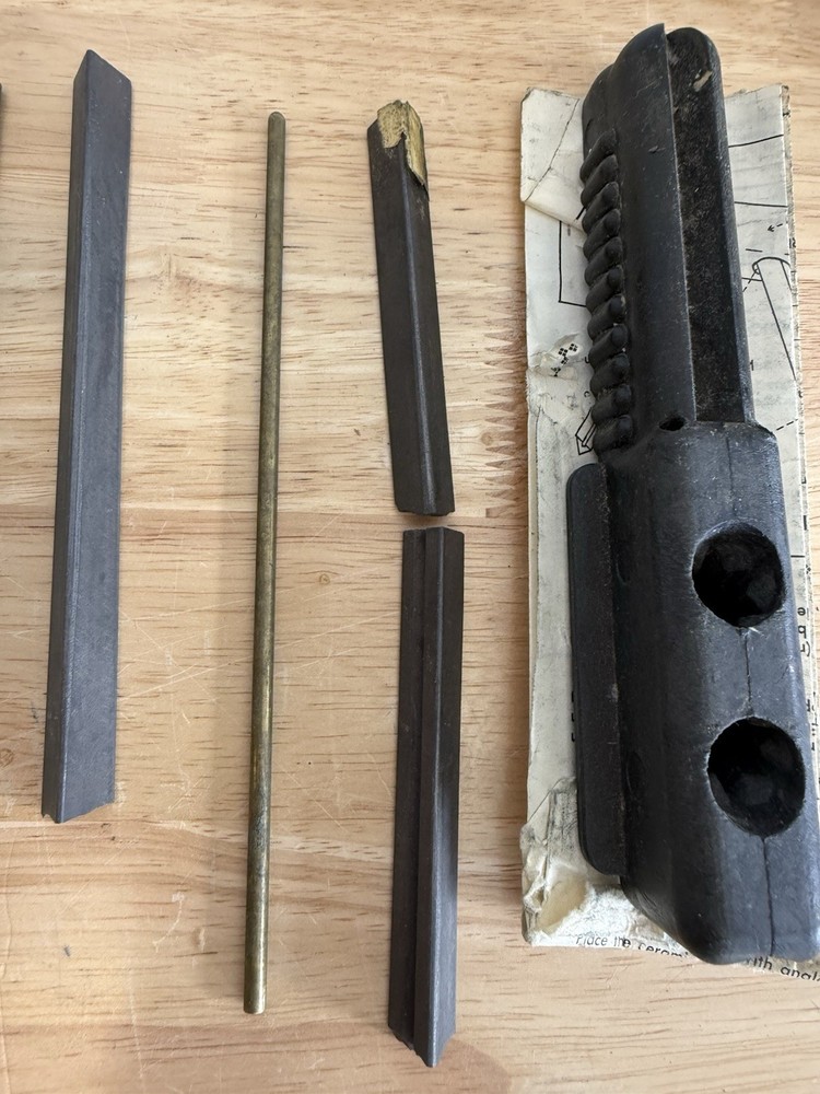 Spyderco Tri-Angle Sharpmaker Kit Knife Sharpening System One Stone Broken