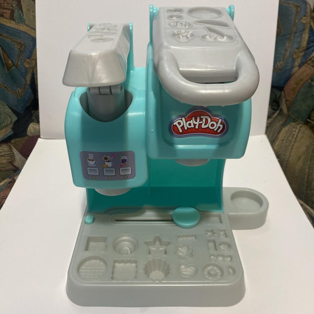 Play-Doh Cafe Kitchen Creation