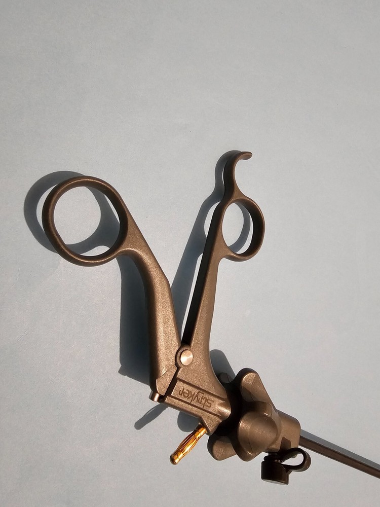 Stryker Laparoscopy Laparoscopic Instrument Handle and Shaft