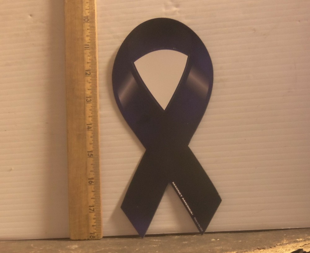 Black Remembrance Magnetic Ribbon