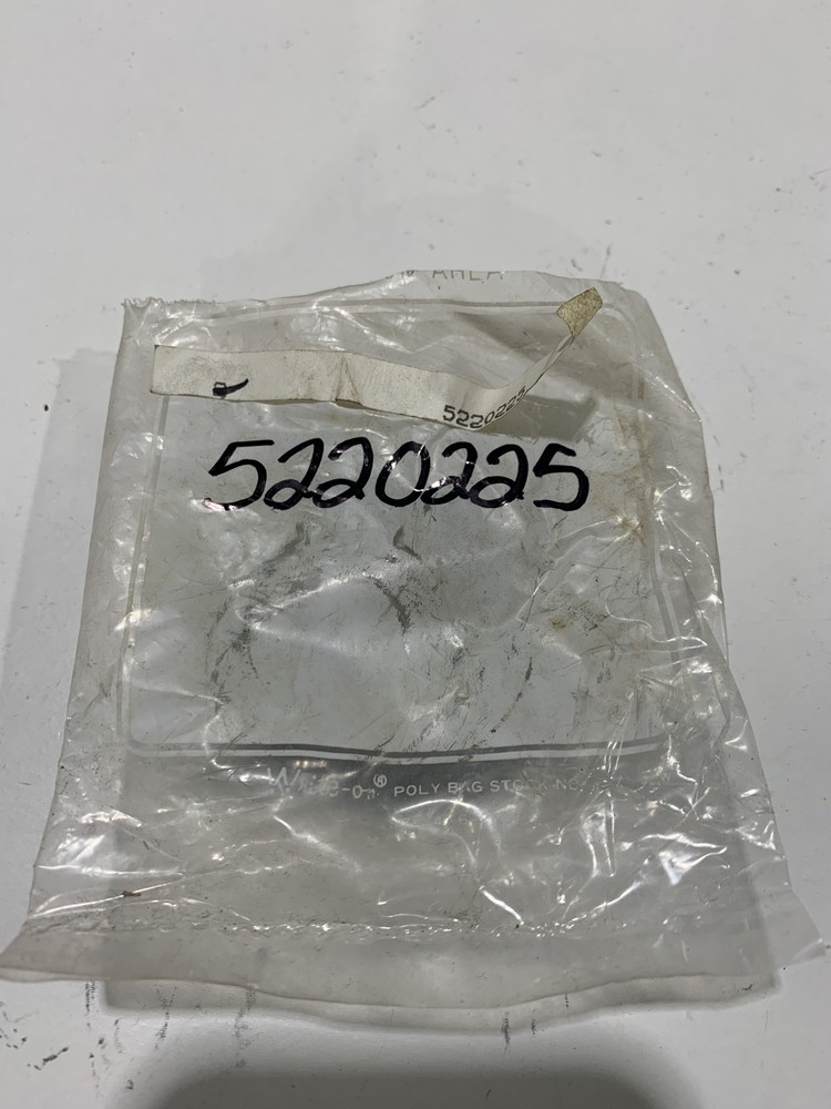 Top Retainer - 2000 POLARIS N O S
