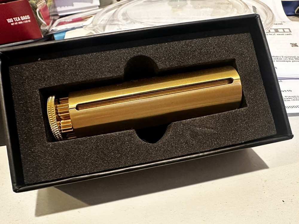 Vintage Brass Cigarette Roller Manual Cigarette Rolling Machine with Storage Bag