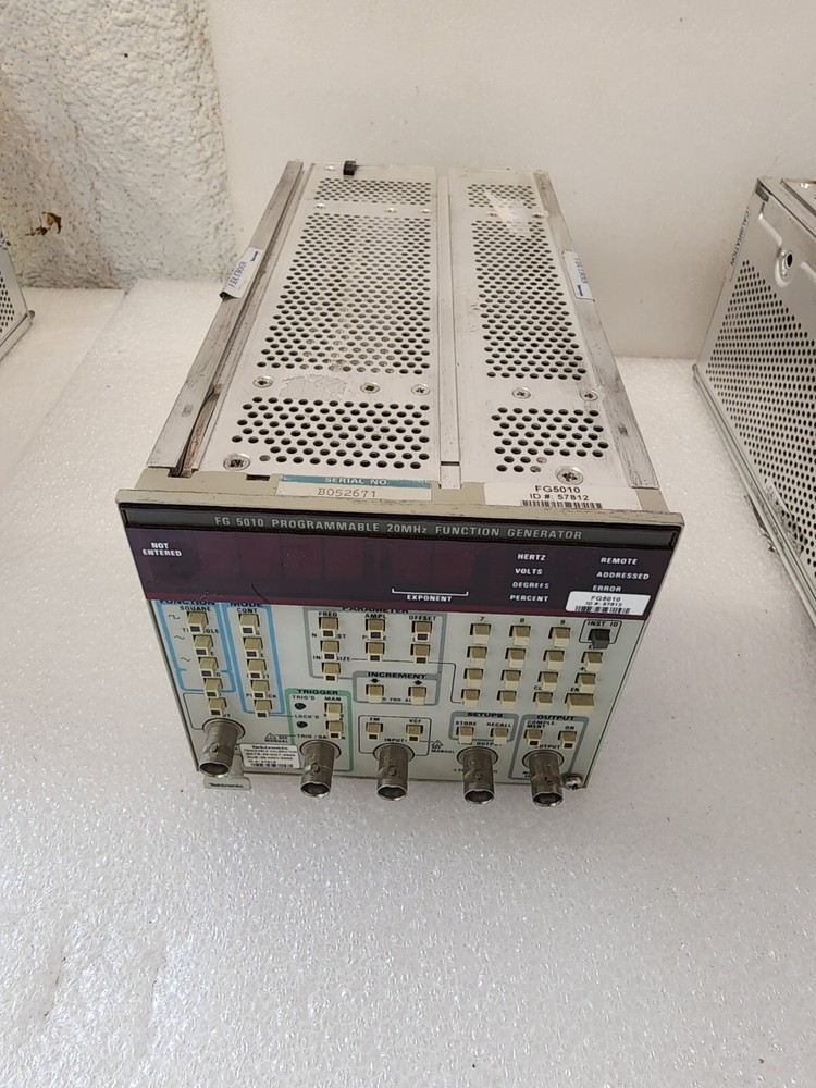 Tektronix FG5010 Programmable 20MHz Function Generator Tested Good READ!!Unit #8