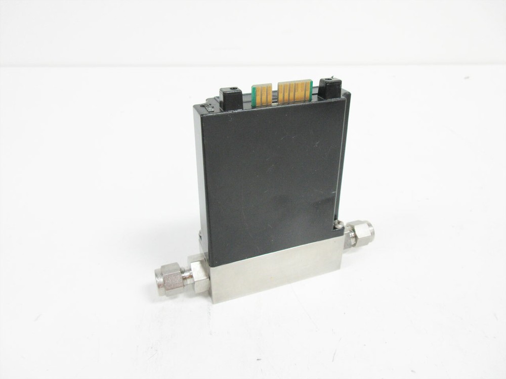 TYLAN FC-260 MASS FLOW CONTROLLER UNKNOWN GAS ~ MFC